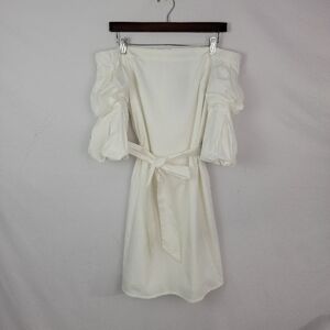 Women's NWT size 2 Banana Republic Off the Shoulder Dress